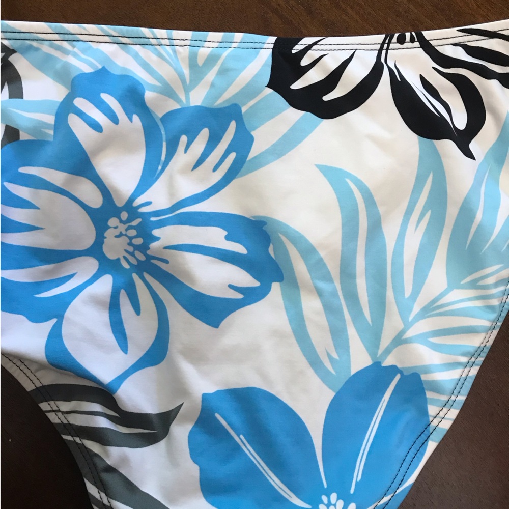 **LAST CHANCE CLEARANCE** NWT JAG Bikini Bottoms - Picture 5 of 7